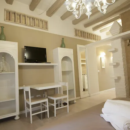 Cento Bed and Breakfast